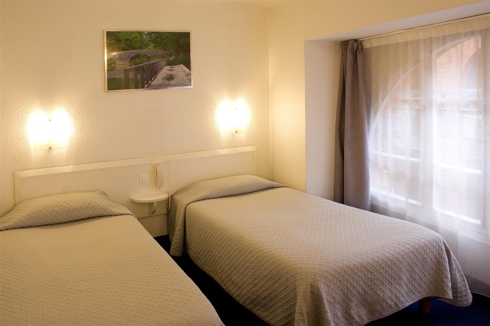 Hotel Ours Blanc - Centre Toulouse Exterior foto