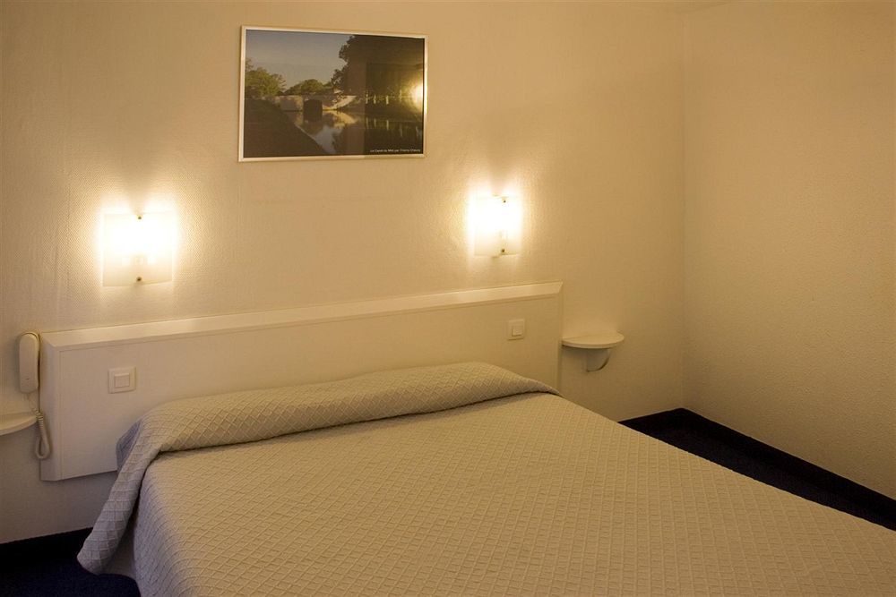 Hotel Ours Blanc - Centre Toulouse Exterior foto